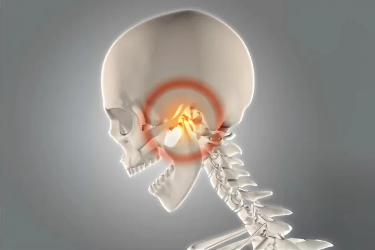 علاج مفصل الفك الصدغي (TMJ)